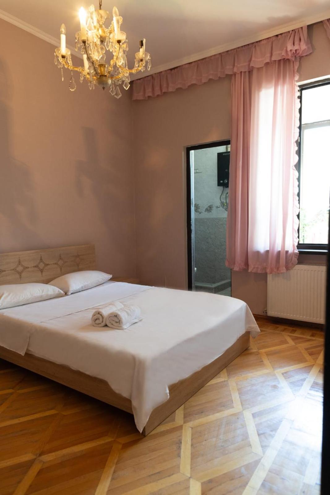 Wine House Hotel Tbilisi Exterior photo