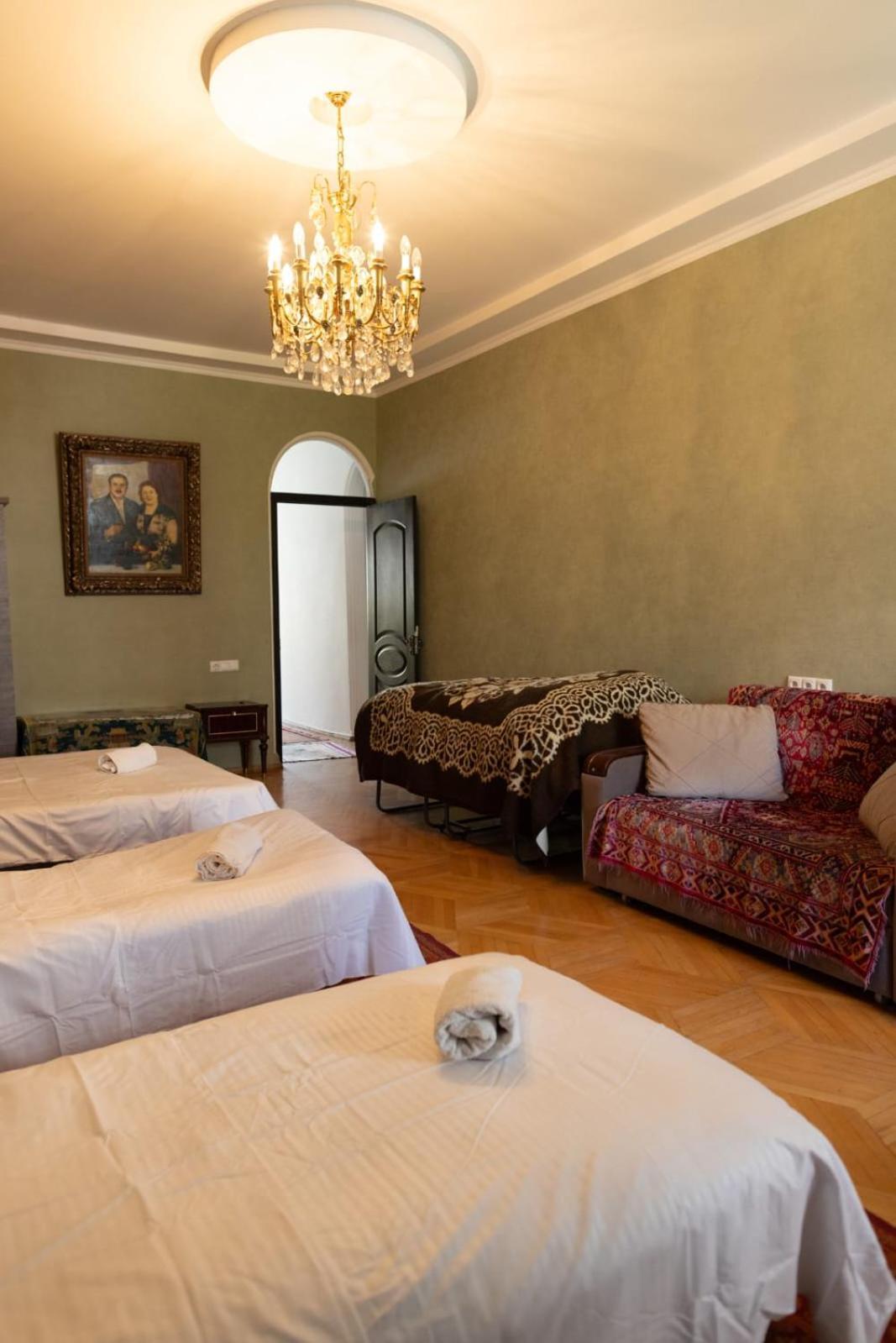 Wine House Hotel Tbilisi Exterior photo
